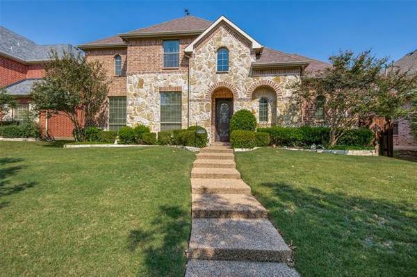 2238 Stonehenge Lane, Lewisville, TX 75056