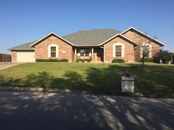 1028 N Elm Street,  Muenster,  TX 76252