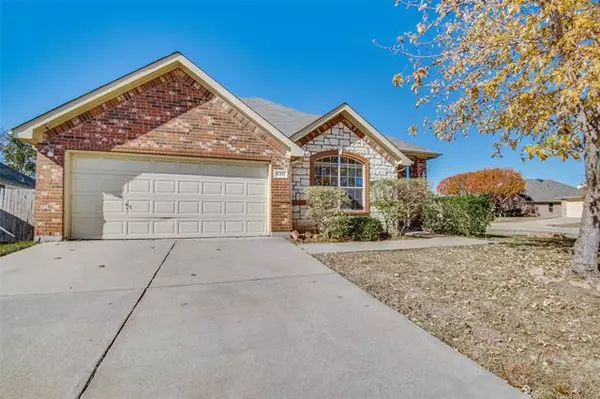 Grand Prairie, TX 75052,5311 Penny Lane