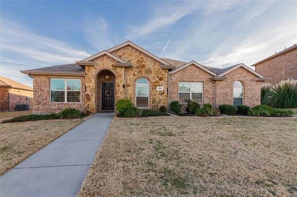 305 Doris Drive, Royse City, TX 75189