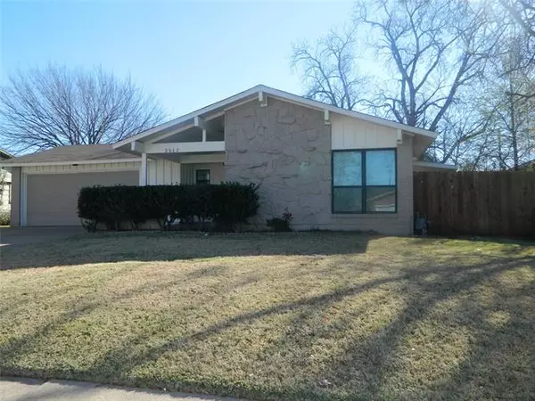 2512 Trinity Street, Irving, TX 75062