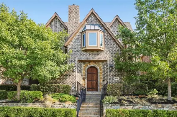 1054 Shadyside Lane, Dallas, TX 75223