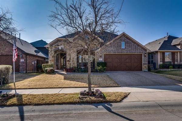 717 Marietta Lane, Aubrey, TX 76227