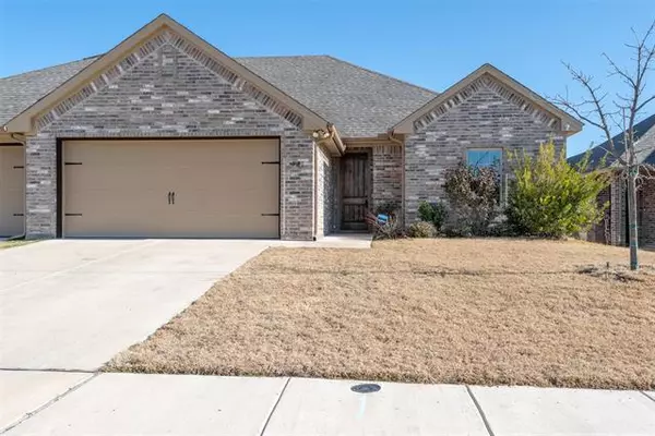 Granbury, TX 76049,521 Landry Court