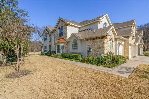 2600 Eagle Circle, Grapevine, TX 76051