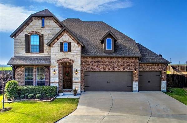 1916 Peggy's Cove, Van Alstyne, TX 75495