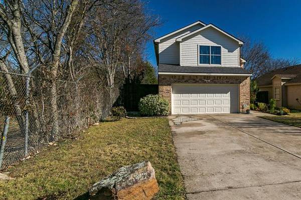 1502 Avenue F, Grand Prairie, TX 75051