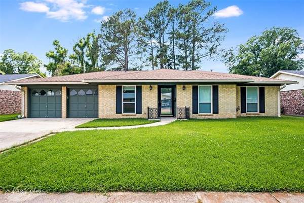 2102 Venus Drive, Bossier City, LA 71112