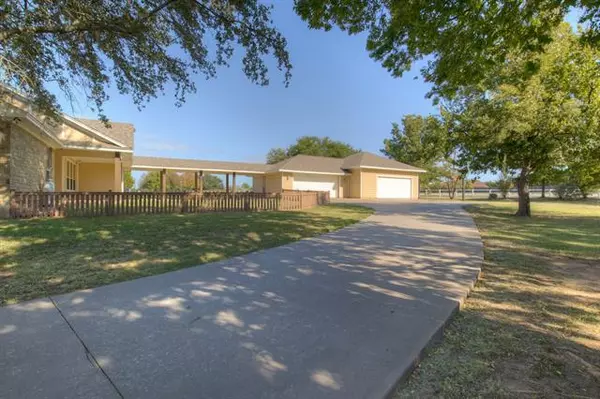 Granbury, TX 76049,2200 Wood Duck Lane