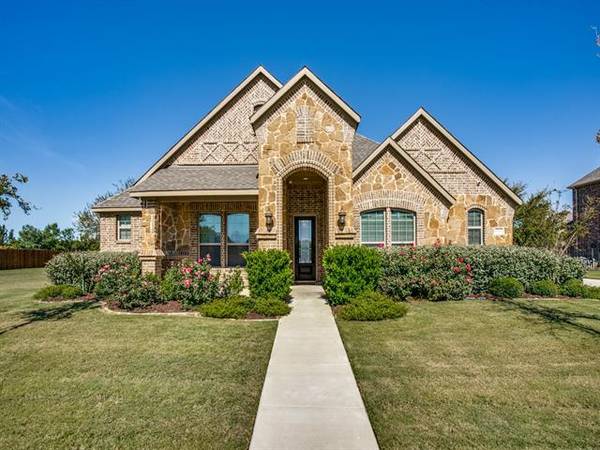 6867 King Ranch Road, North Richland Hills, TX 76182