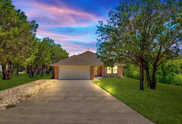 5400 San Jacinto Drive, Granbury, TX 76048