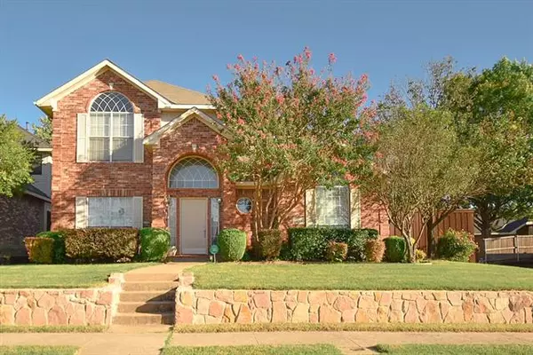 1913 Southwick Road, Rowlett, TX 75089