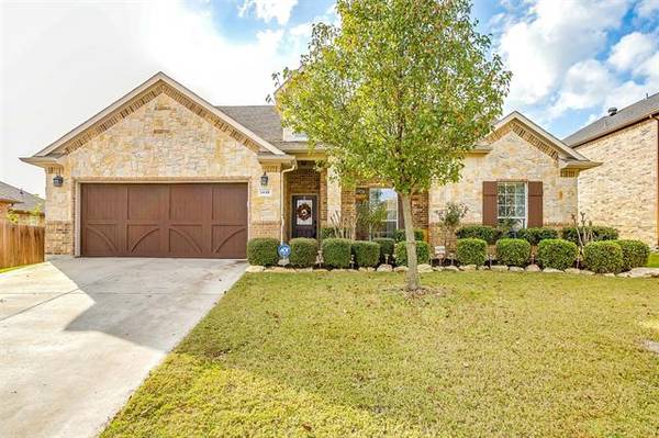 1448 Park Crest Drive, Crowley, TX 76036