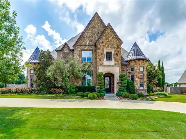 7909 Bella Flora Drive, Fort Worth, TX 76126