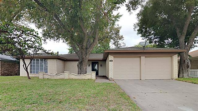 1701 Brookhaven Circle, Bedford, TX 76022