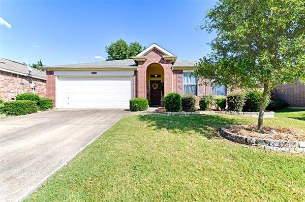 213 Oakhurst Drive, Seagoville, TX 75159