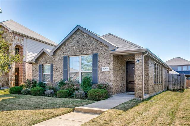 9204 Remington Drive, Aubrey, TX 76227