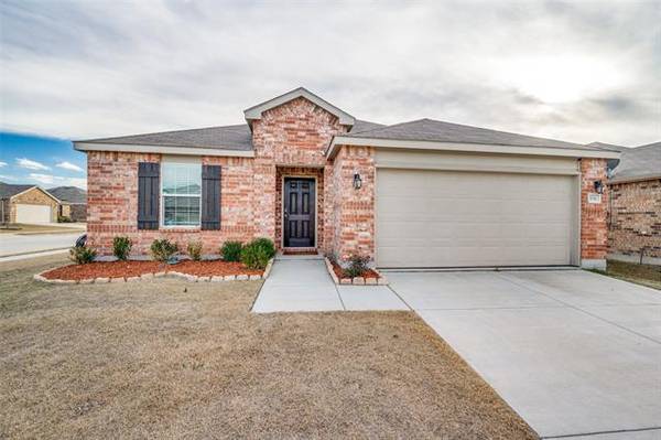 1836 Trace Drive, Aubrey, TX 76227