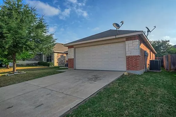 Fort Worth, TX 76179,8664 Hawkview Drive