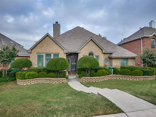 2015 Arbor Creek Drive, Carrollton, TX 75010