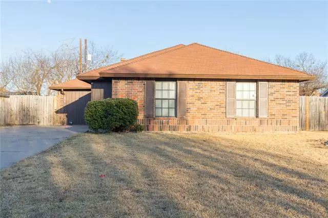 1524 Windsor Drive, Glenn Heights, TX 75154