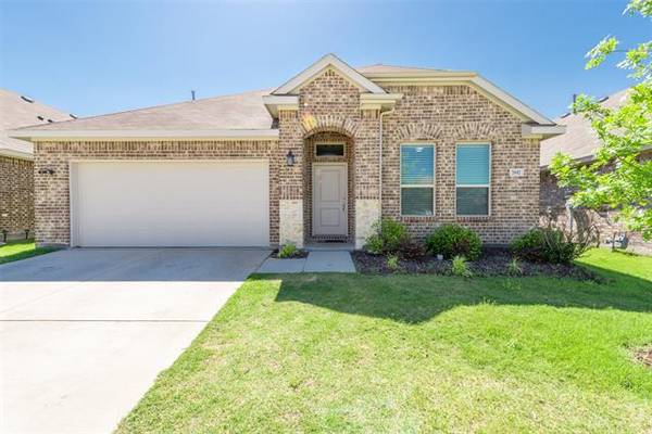 7617 Spring Drive, Watauga, TX 76148