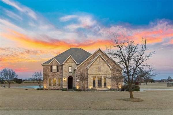 107 Island Way, Princeton, TX 75407