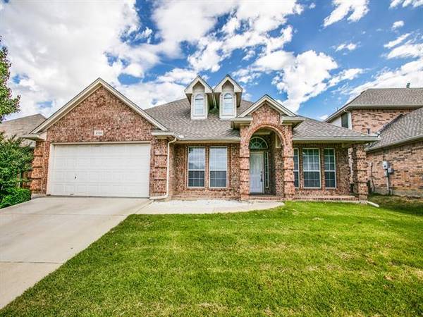 2725 Gray Rock Drive, Fort Worth, TX 76131