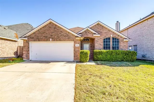 6615 Sandgate Drive, Arlington, TX 76002