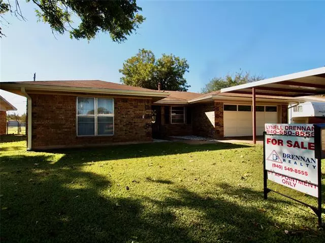 1021 Arbor Street, Olney, TX 76374