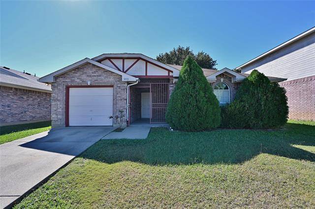 3052 Ronay Drive, Forest Hill, TX 76140