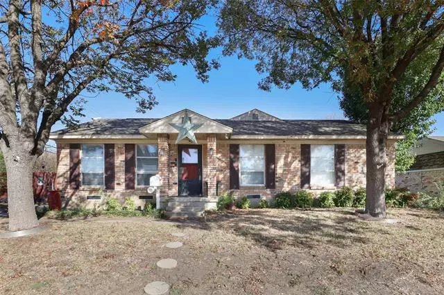 2423 English Drive, Garland, TX 75041