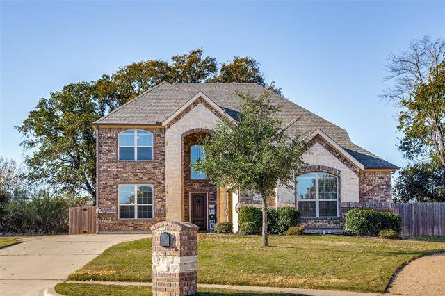 1021 Winding Creek Drive, Kennedale, TX 76060