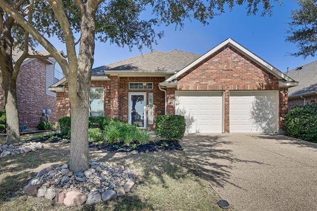 2692 Waterway Drive, Grand Prairie, TX 75054