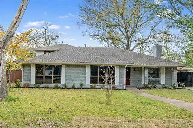 Desoto, TX 75115,225 Woodhaven Drive