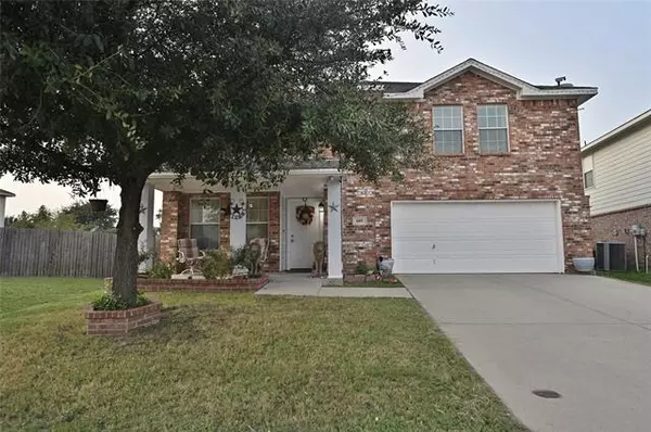 605 Osprey Court, Fort Worth, TX 76108