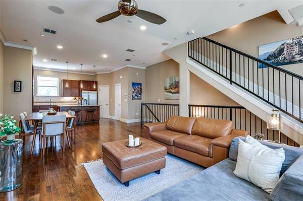 3200 Ross Avenue #10, Dallas, TX 75204