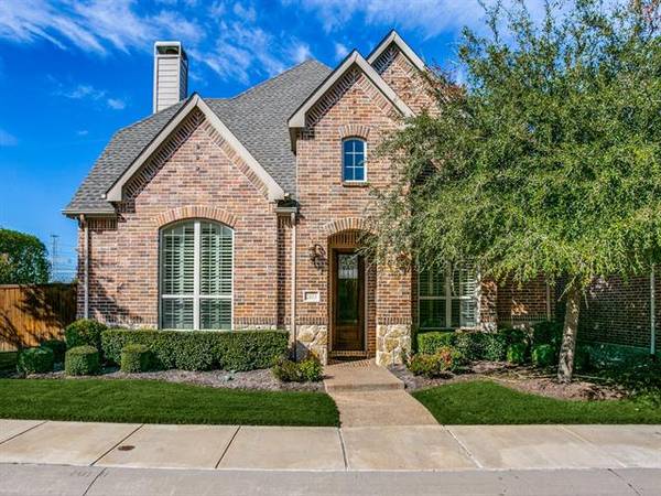 2613 Hundred Knights Drive, Lewisville, TX 75056