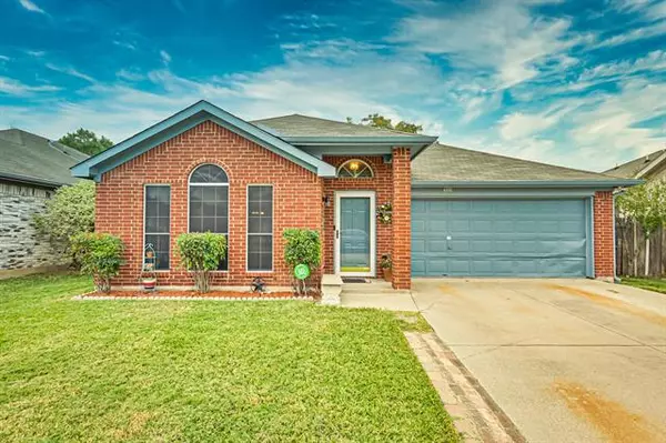 6110 Wall Street, Arlington, TX 76018