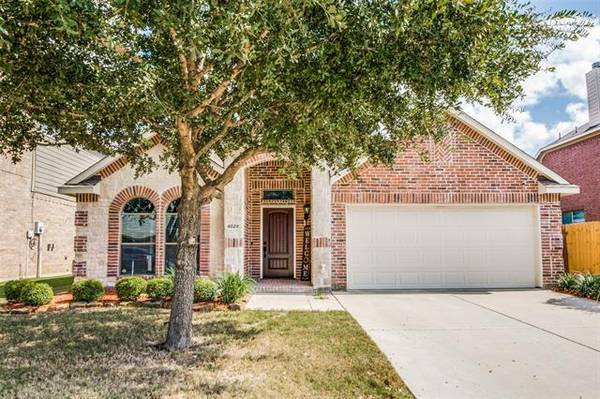 4029 Hunter Peak Road, Fort Worth, TX 76262