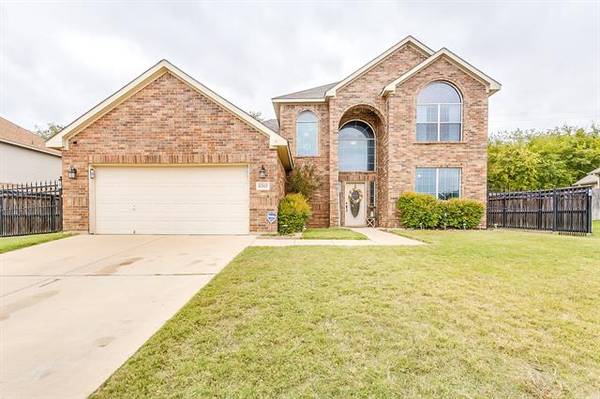 6312 Keyhole Circle, Lake Worth, TX 76135