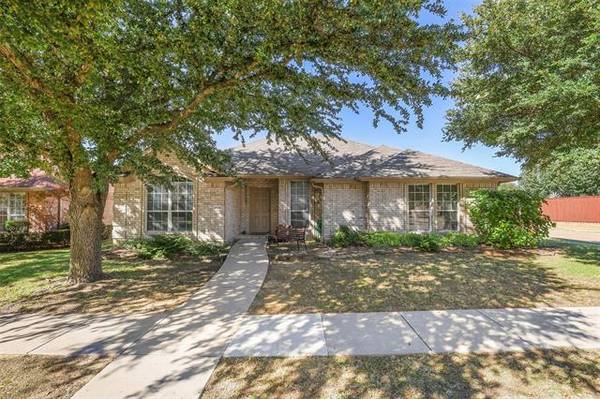 4800 Spanishmoss Drive, Mckinney, TX 75070