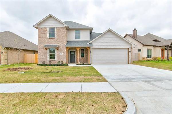 1717 Lakeway Drive, Cleburne, TX 76033