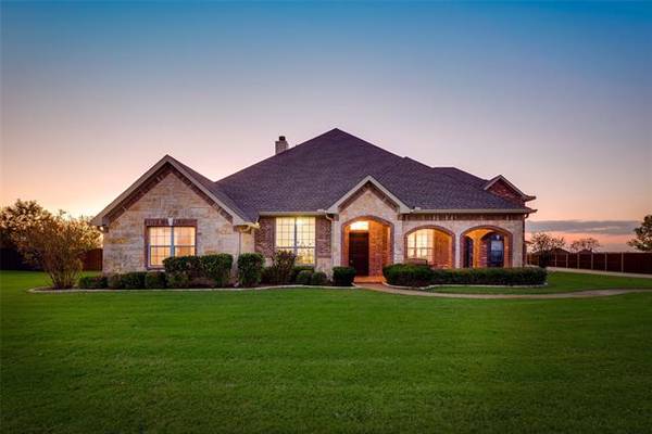 1052 Harvest Hill Circle, Royse City, TX 75189