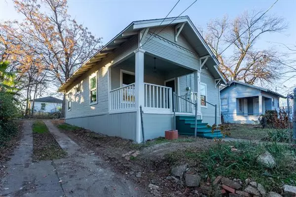 827 S Van Buren Avenue, Dallas, TX 75208