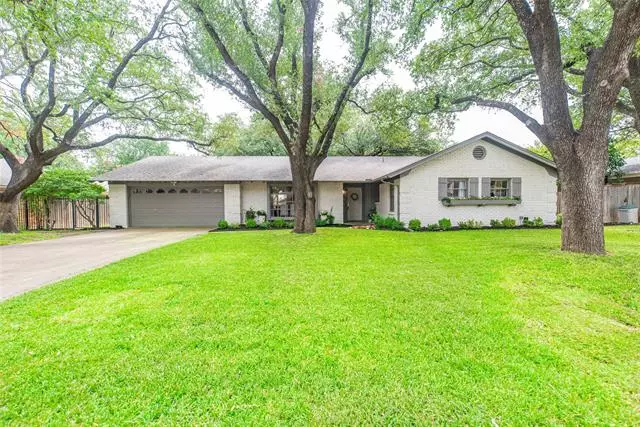 3725 Arborlawn Drive, Fort Worth, TX 76109