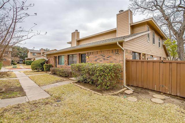 5742 Cedar Creek Drive, Benbrook, TX 76109