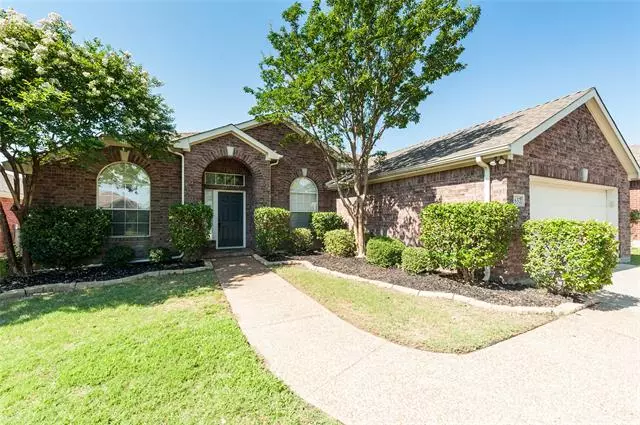 1632 Nightingale Lane, Corinth, TX 76210