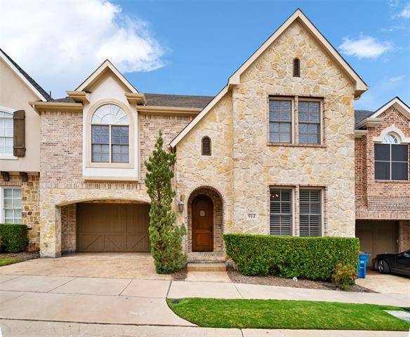 914 Grail Maiden Lane, Lewisville, TX 75056