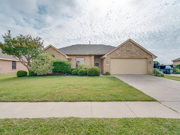 530 Valarie Lane, Midlothian, TX 76065